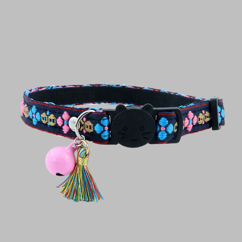 Plaid Cat Collar™ – Embroidered with Bell